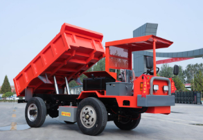 礦用四不像運(yùn)輸車(chē)運(yùn)輸注意事項(xiàng)